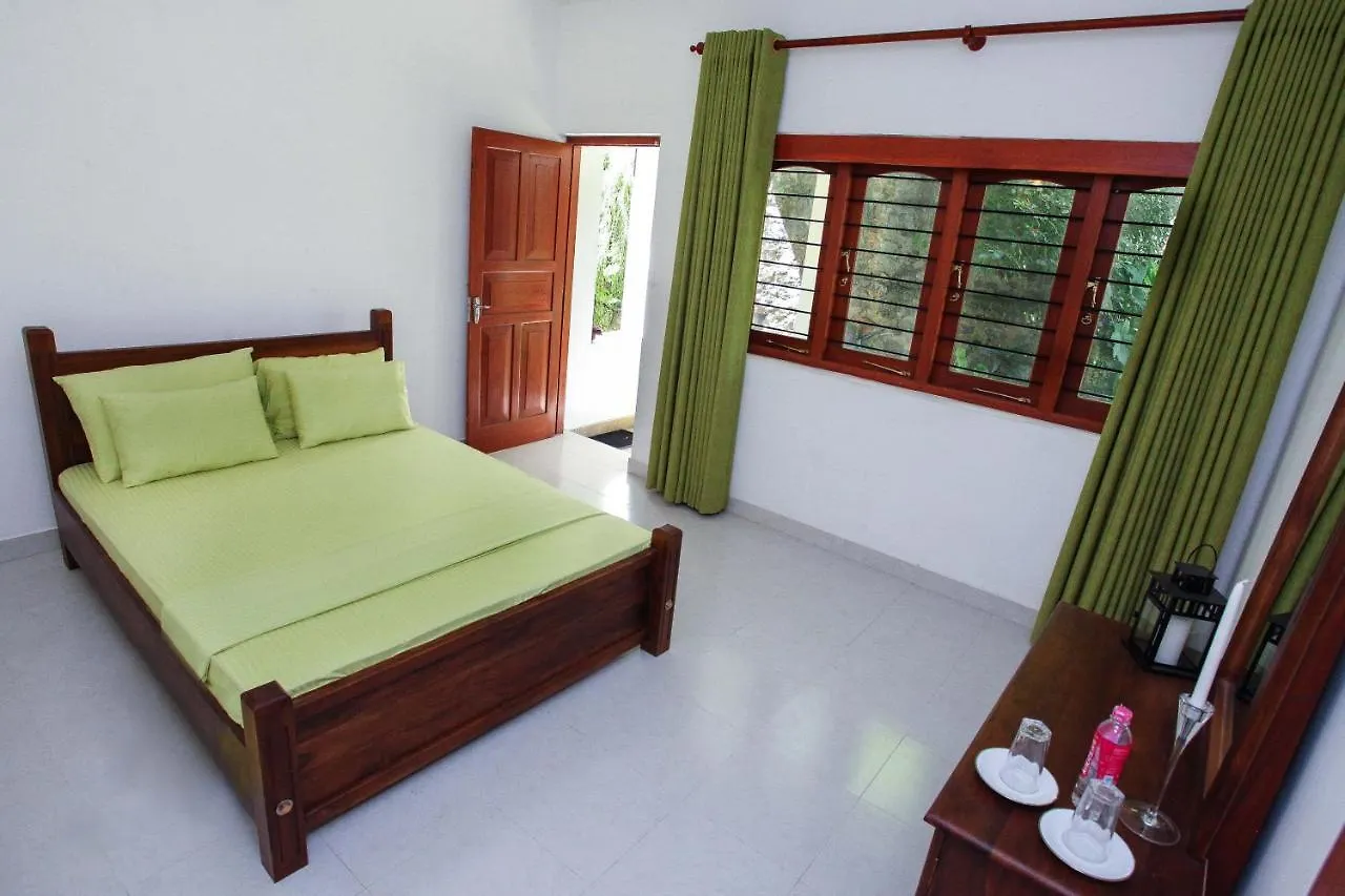 12 B 1/1, Lewella Rd, Kandy 0*,